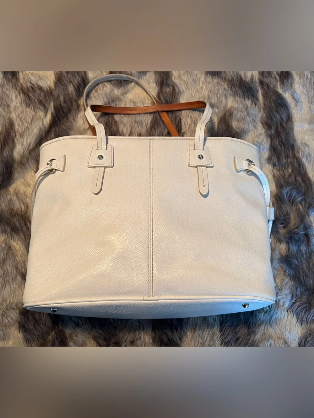 Dooney & Bourke Davis Pebble White Leather  Tassel Saffiano Zip Shopper Tote